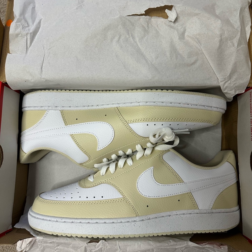 Nike court vision low size 11